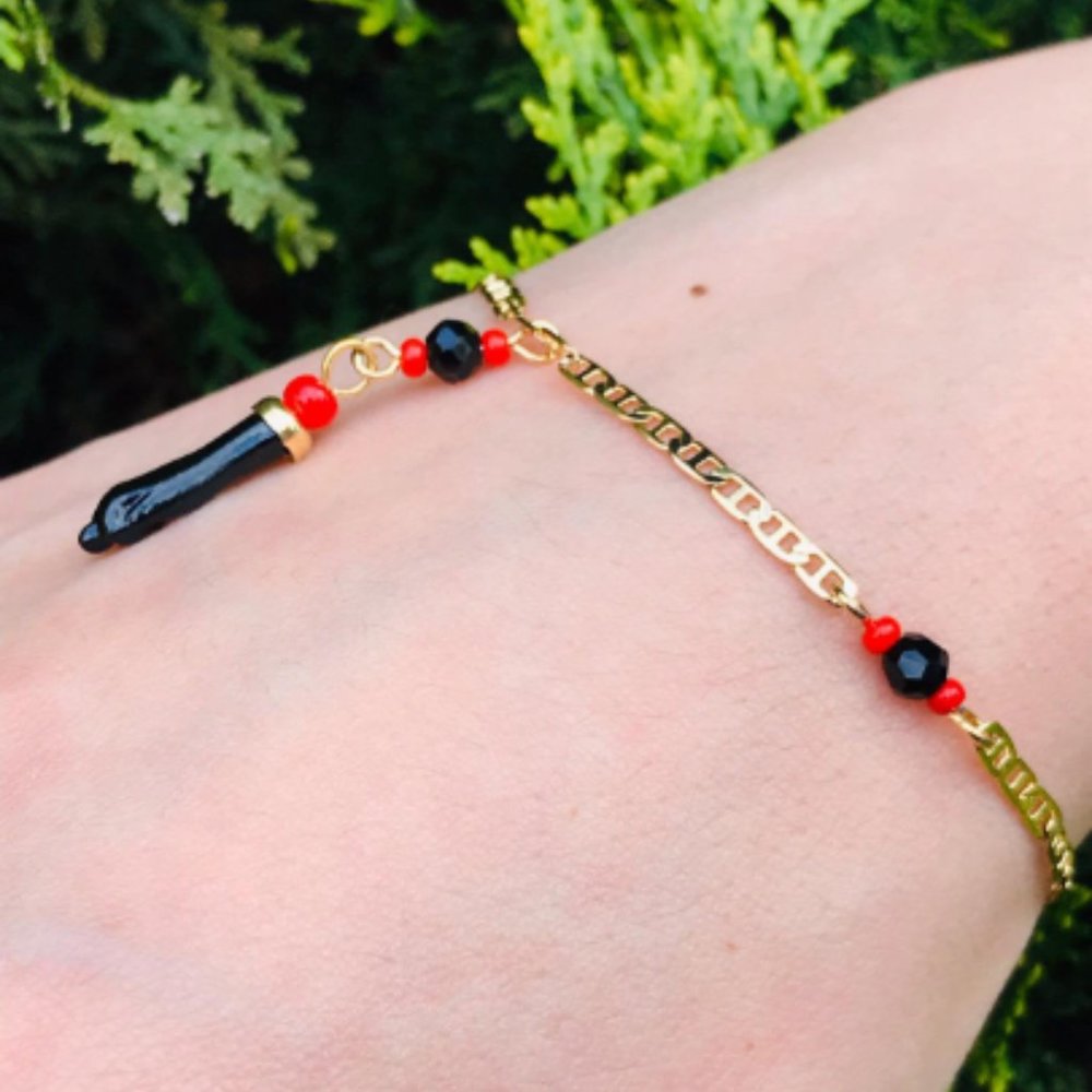 Gold Filled Women's Azabache Bracelet 7.5"/ Good Luck Azabache Bracelet/ Pulsera